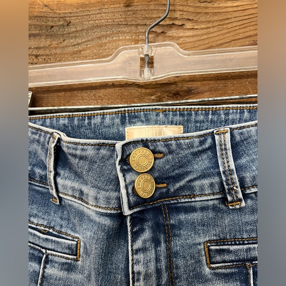 KUT from the Kloth Women's Ana High-Rise Flare Double Button Women’s Size 2 - Picture 2 of 4